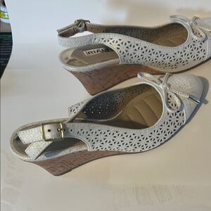 Rialto Women's White Wedge Sandals